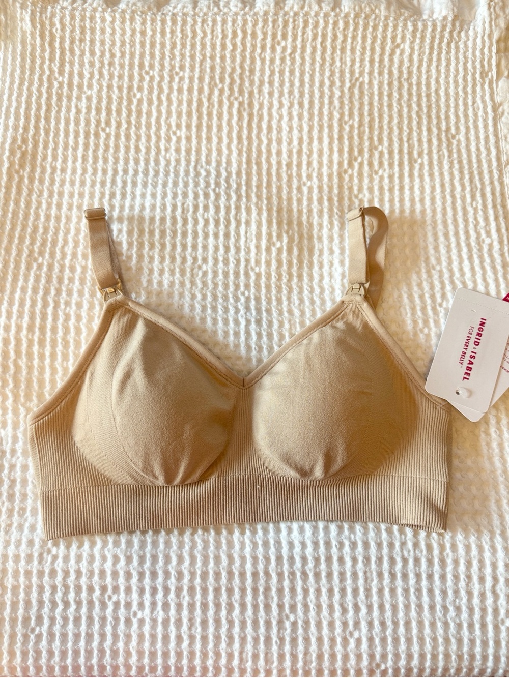 NWT Ingrid & Isabel Seamless Nursing Bra